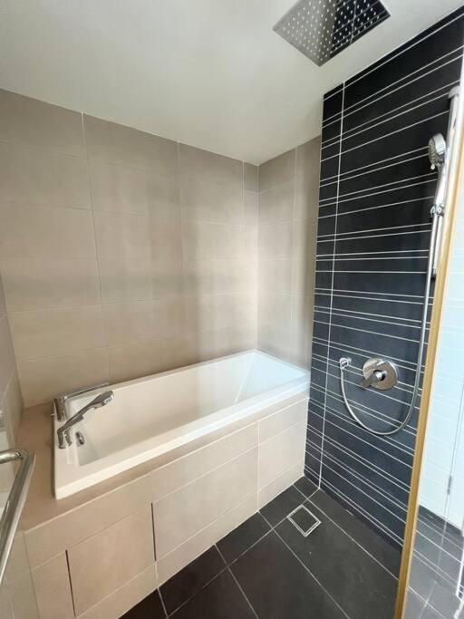 Apartment Teega Puteri Harbour_5 Min To Legoland_6pax *